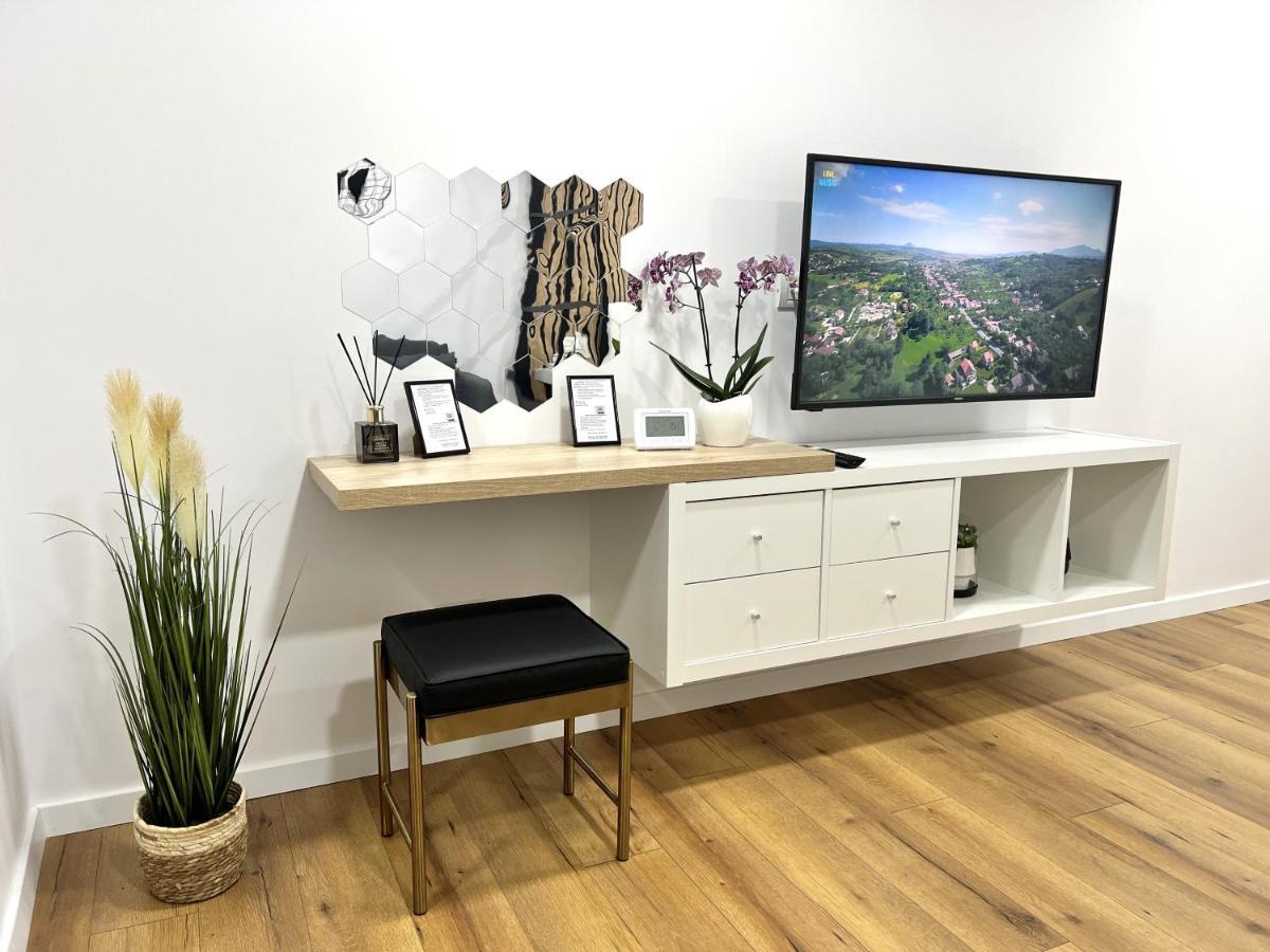 Denis Studio Turda Ngoại thất bức ảnh